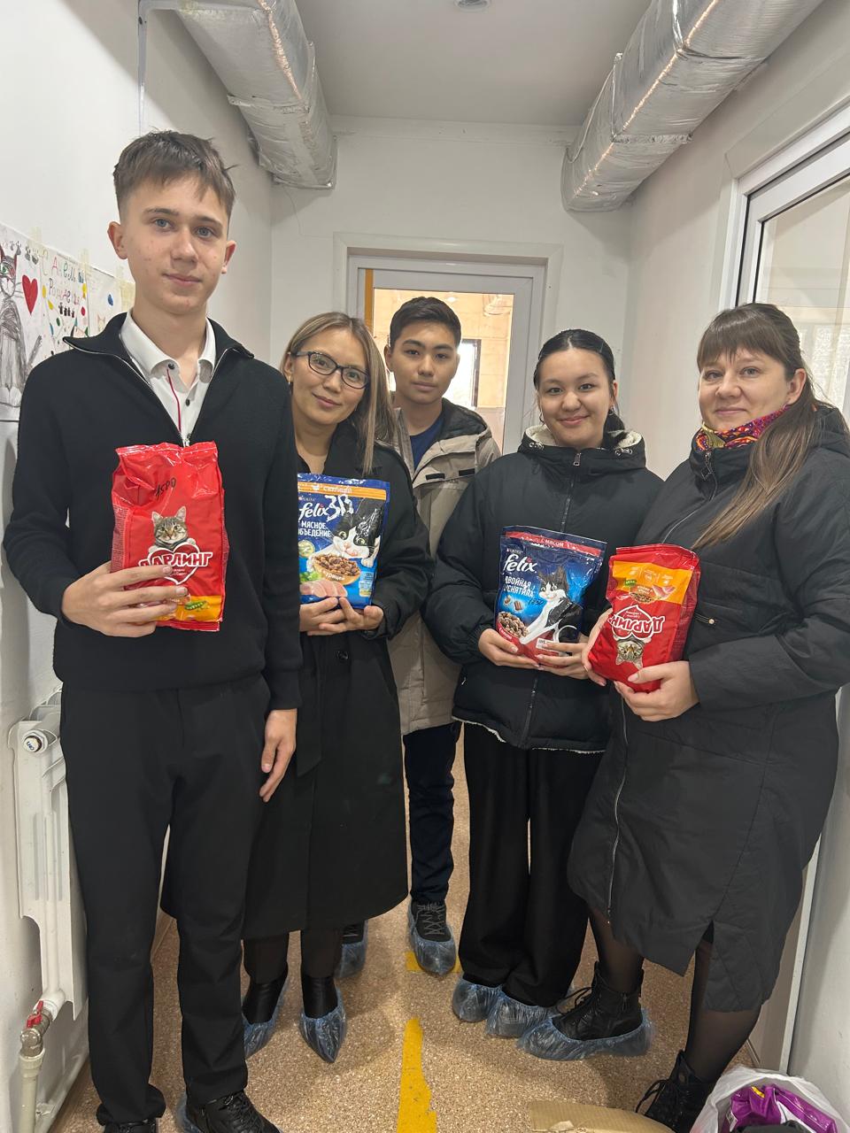 Акция по оказанию помощи приюту «4 Лапы